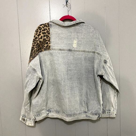 POL Off Duty Blue Light Wash Animal Print Patchwork Distressed Denim Jacket 2XL - Picture 6 of 8